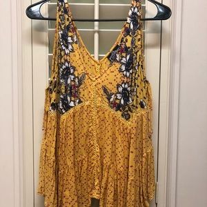 Angie Boho flowy floral tank size S